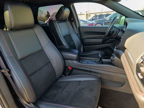 Used 2022 Dodge Durango R/T w/ Blacktop Package image 39