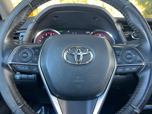 Certified 2020 Toyota Camry XSE image 27