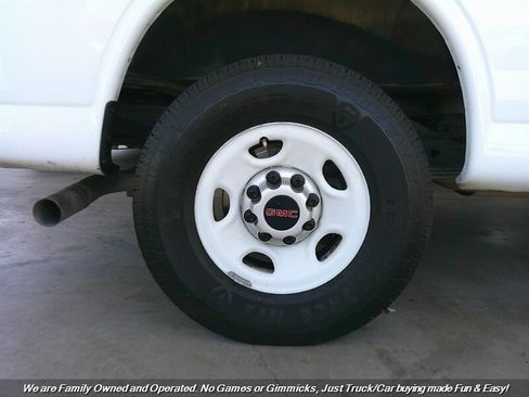 Used 2019 GMC Savana 2500 Extended w/ Driver Convenience Package image 42