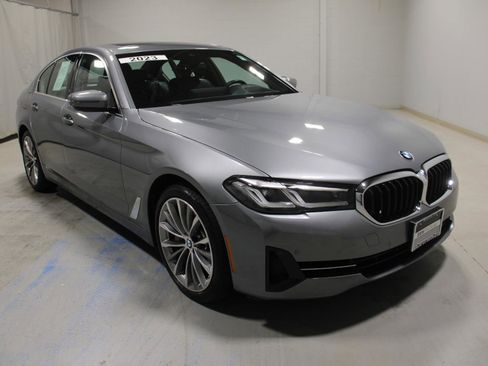 Used 2023 BMW 540i xDrive w/ Executive Package image 4