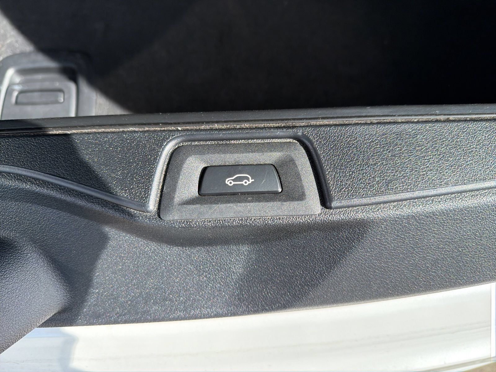 Used 2021 BMW X5 xDrive40i w/ Convenience Package AWD/4WD image 31