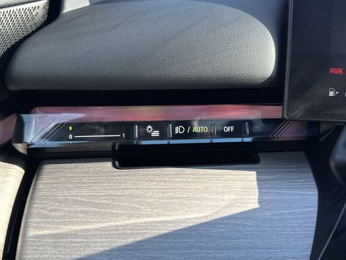 New 2026 BMW 530i xDrive AWD/4WD image 19