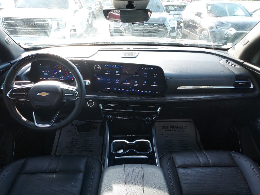 Used 2025 Chevrolet Traverse High Country w/ LPO, Floor Liner Package AWD/4WD image 15
