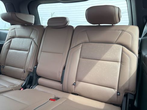 Used 2025 Lincoln Navigator Black Label image 15