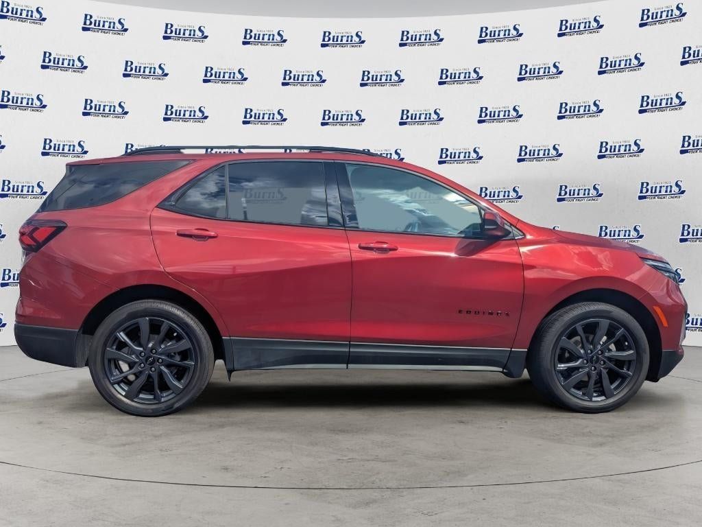 Used 2024 Chevrolet Equinox RS w/ LPO, Floor Liner Package AWD/4WD image 2