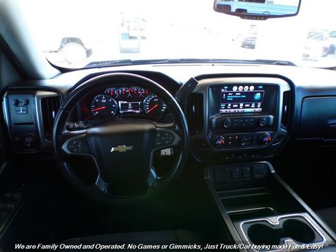 Used 2018 Chevrolet Silverado 1500 LT w/ All Star Edition RWD image 37