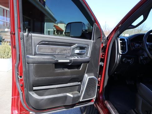 Used 2019 RAM 2500 Laramie image 15