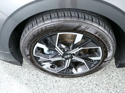 Used 2025 Hyundai Sonata SEL FWD image 11