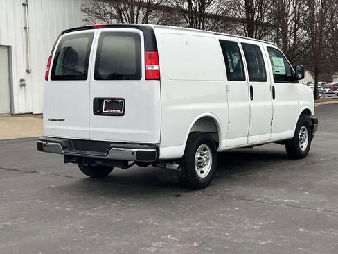 New 2025 Chevrolet Express 2500 w/ Driver Convenience Package image 4