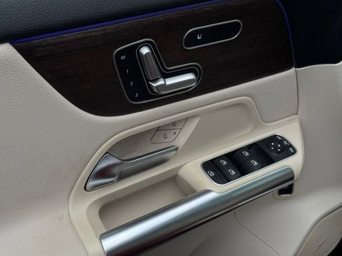 Used 2021 Mercedes-Benz GLA 250 GLA 250 4MATIC SUV image 23