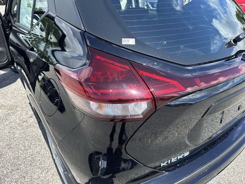 New 2025 Nissan Kicks Play S image 32