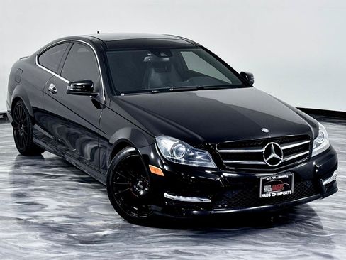 Used 2015 Mercedes-Benz C 350 4MATIC Coupe image 3