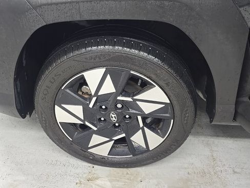 Certified 2024 Hyundai Kona SEL AWD/4WD image 39