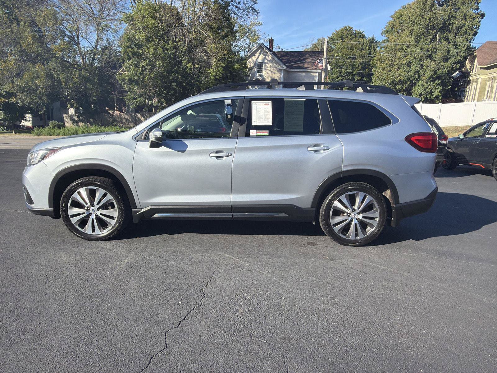 Used 2019 Subaru Ascent Limited AWD/4WD image 2