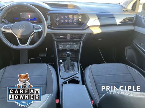 Certified 2023 Volkswagen Taos SE w/ Panoramic Sunroof Package image 29