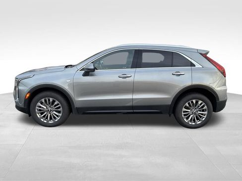 Used 2024 Cadillac XT4 Premium Luxury AWD/4WD image 2