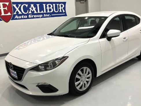 Used 2016 MAZDA MAZDA3 i Sport FWD image 18
