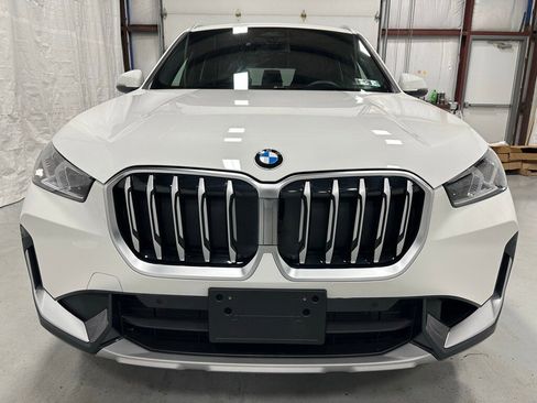 Used 2025 BMW X1 xDrive28i image 2