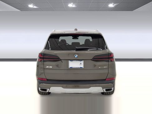 New 2026 BMW X5 xDrive40i w/ Premium Package AWD/4WD image 10