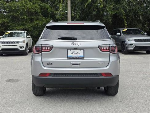 Certified 2022 Jeep Compass Latitude w/ Convenience Group FWD image 5