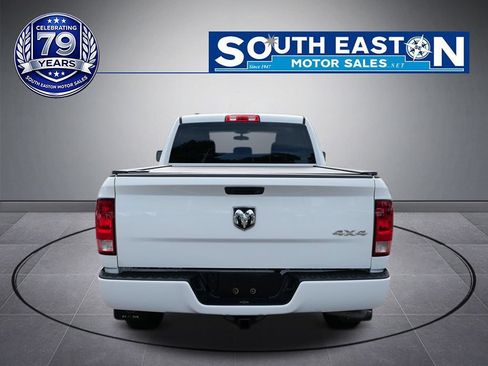 Used 2018 RAM 1500 Express w/ Express Value Package AWD/4WD image 4