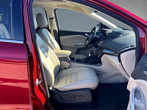 Used 2017 Ford Escape Titanium w/ Equipment Group 301A image 5