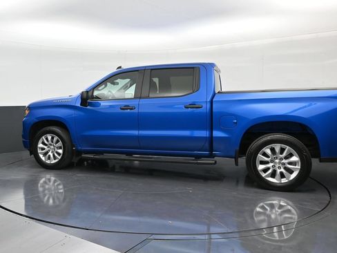 Used 2023 Chevrolet Silverado 1500 Custom RWD image 2