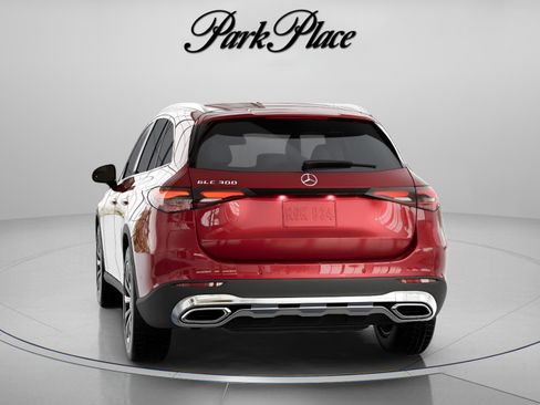 Used 2026 Mercedes-Benz GLC 300 image 16