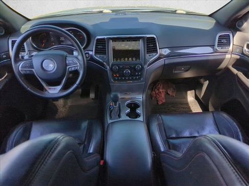 Used 2017 Jeep Grand Cherokee Trailhawk w/ Trailhawk Luxury Group AWD/4WD image 16