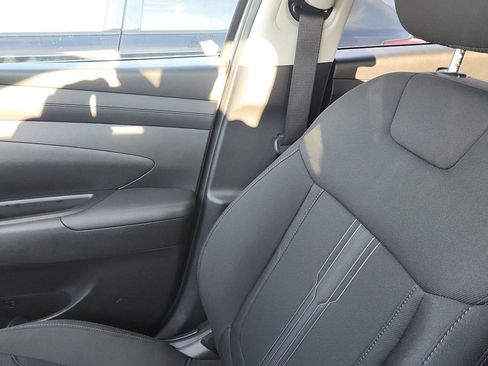 Used 2025 Hyundai Tucson SEL image 19