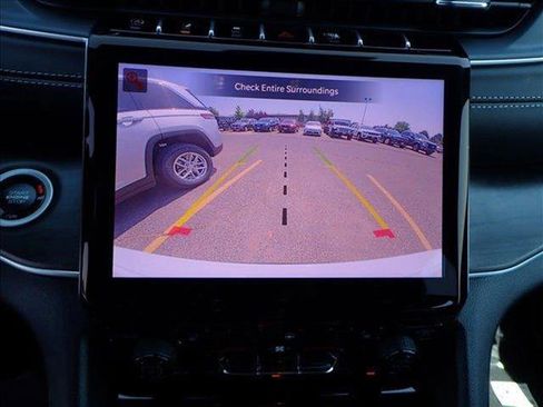 New 2025 Jeep Grand Cherokee L Limited image 19