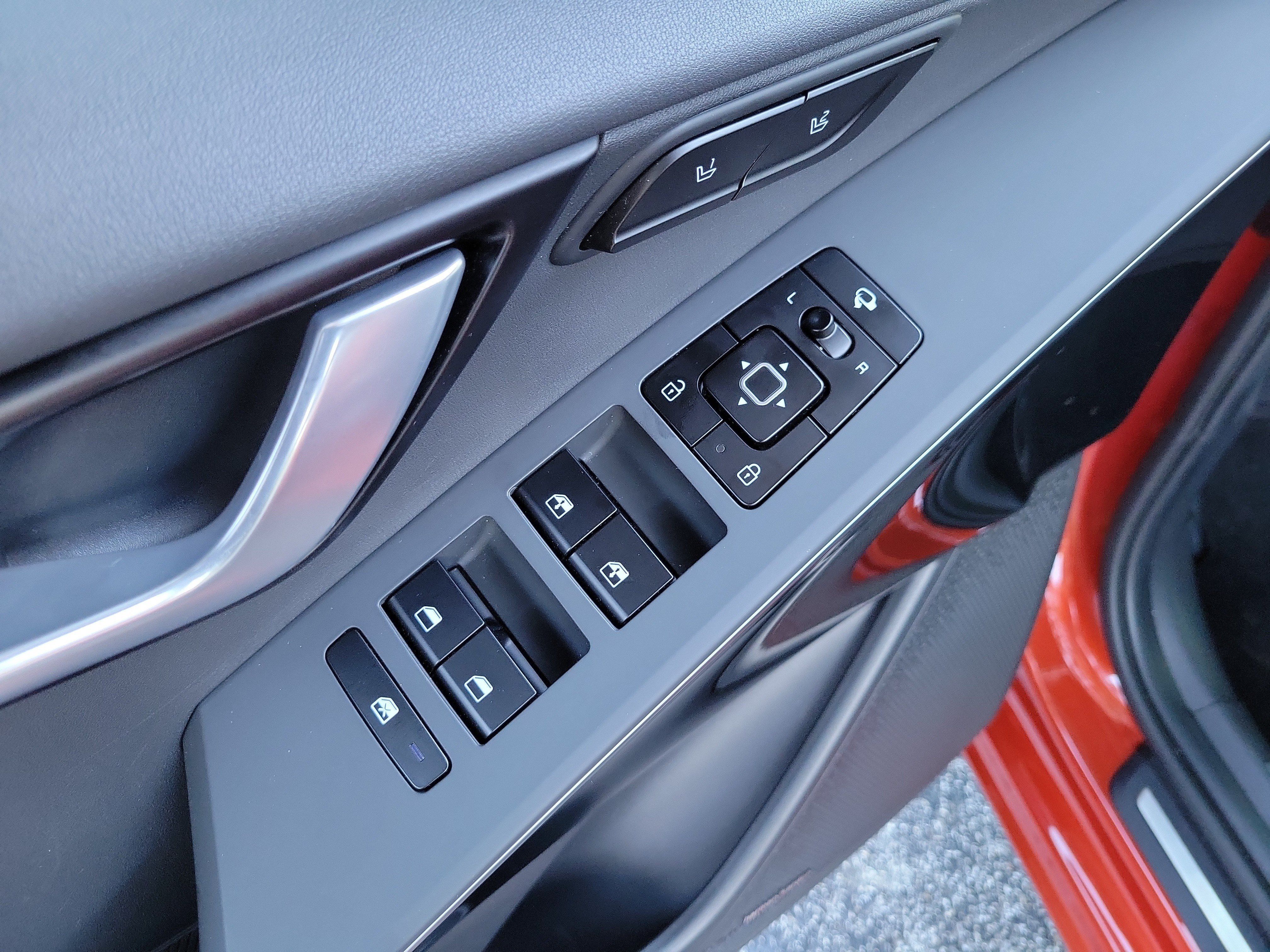 Certified 2023 Kia Niro FWD image 21
