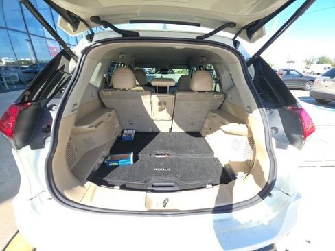 Used 2019 Nissan Rogue SL image 26
