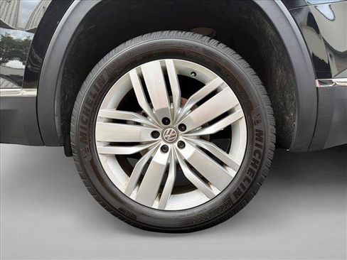 Used 2019 Volkswagen Atlas SEL AWD/4WD image 9