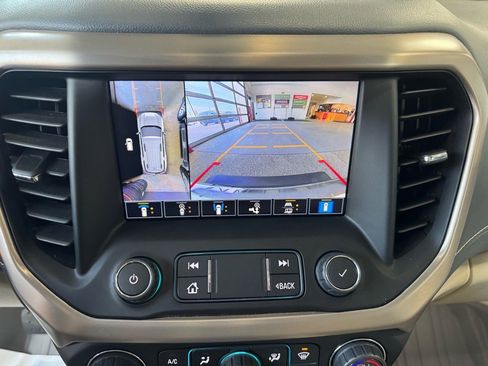 Certified 2021 GMC Acadia Denali w/ Denali Ultimate Package image 29