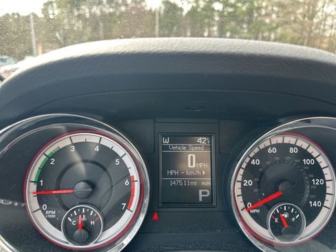 Used 2011 Dodge Durango Citadel w/ Trailer Tow Group IV image 14