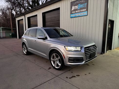 Used 2019 Audi Q7 3.0T Prestige image 1