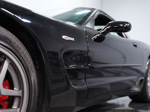 Used 2003 Chevrolet Corvette Z06 w/ Memory Package, 3 Drivers RWD image 18