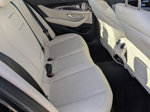 Used 2023 Mercedes-Benz E 350 4MATIC Sedan image 22