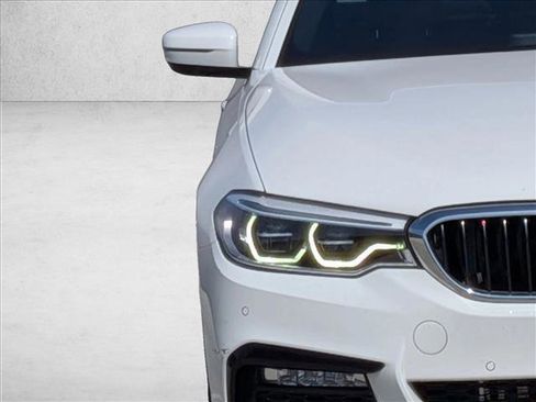 Used 2017 BMW 530i image 12