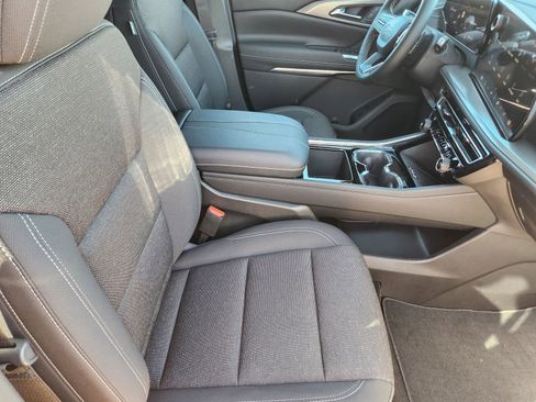 New 2026 Chevrolet Traverse LT w/ Midnight/Sport Edition image 13