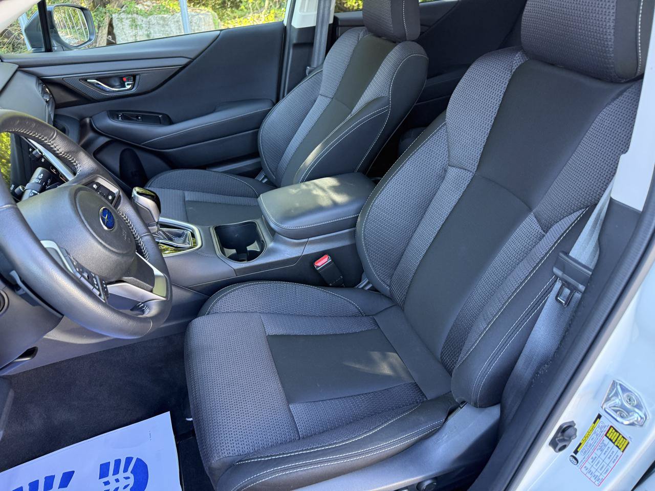 Used 2025 Subaru Outback Premium AWD/4WD image 23
