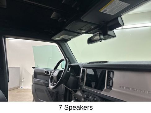 Used 2025 Ford Bronco Outer Banks AWD/4WD image 19