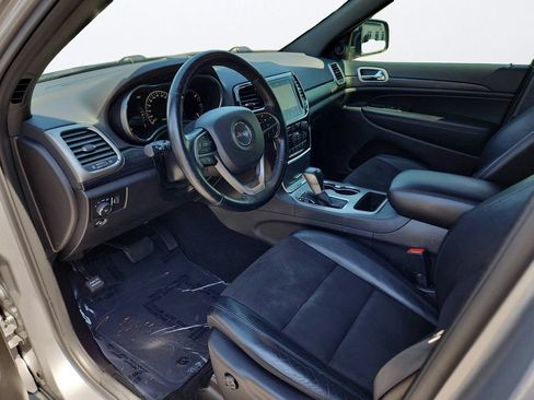 Used 2021 Jeep Grand Cherokee Laredo X AWD/4WD image 17