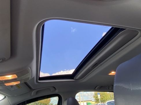 Used 2019 MAZDA CX-5 Touring image 23