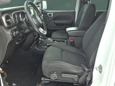 Used 2020 Jeep Gladiator Sport w/ Quick Order Package 24S image 5