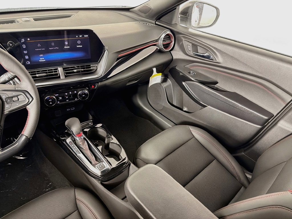 New 2026 Chevrolet Trax RS w/ Driver Confidence Package FWD image 22