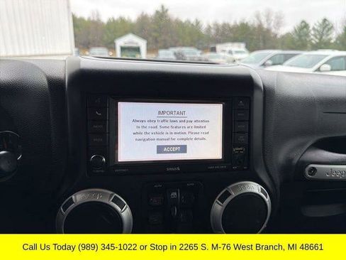Used 2014 Jeep Wrangler Unlimited Rubicon w/ Max Tow Package AWD/4WD image 24