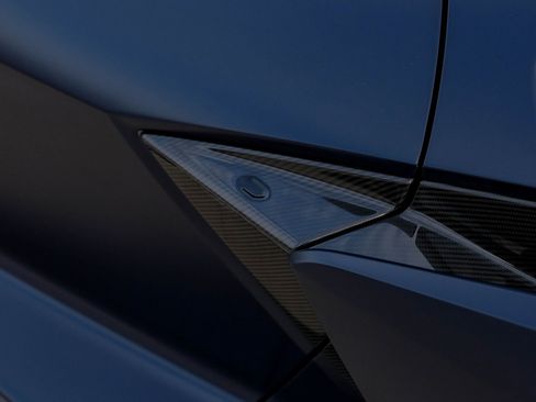 Used 2025 Lamborghini Revuelto image 42