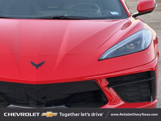 Used 2026 Chevrolet Corvette Stingray Coupe w/ 1LT RWD image 9